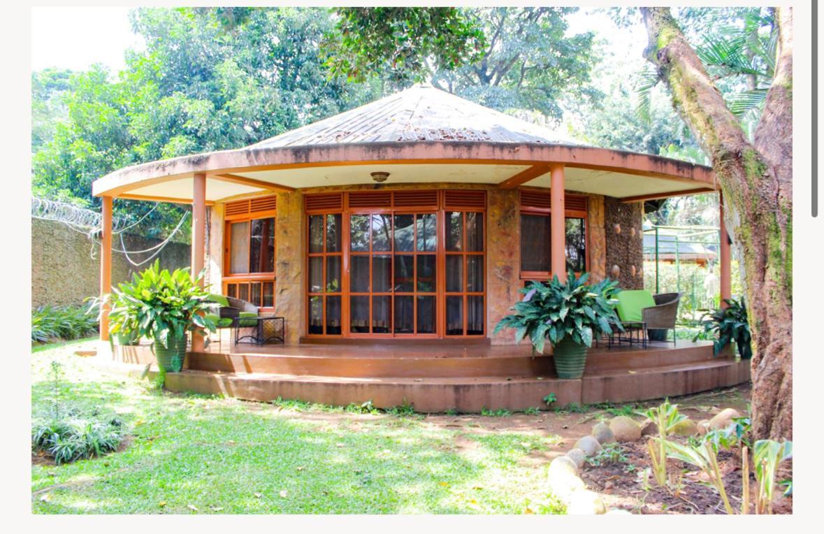 Country Lake Resort Garuga Entebbe Exteriör bild