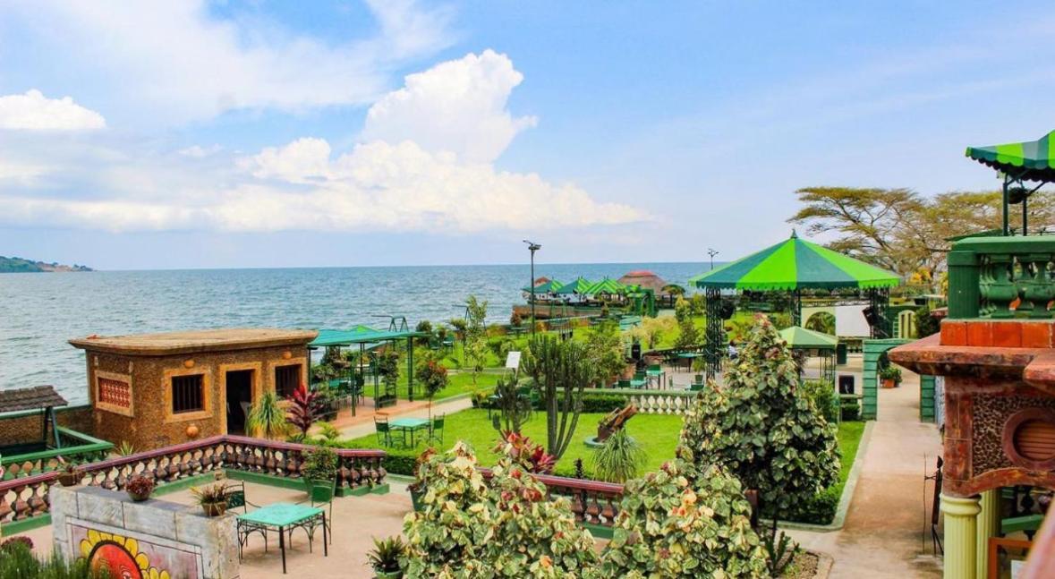 Country Lake Resort Garuga Entebbe Exteriör bild