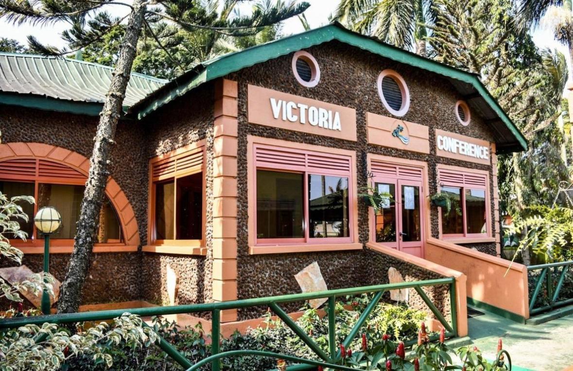 Country Lake Resort Garuga Entebbe Exteriör bild